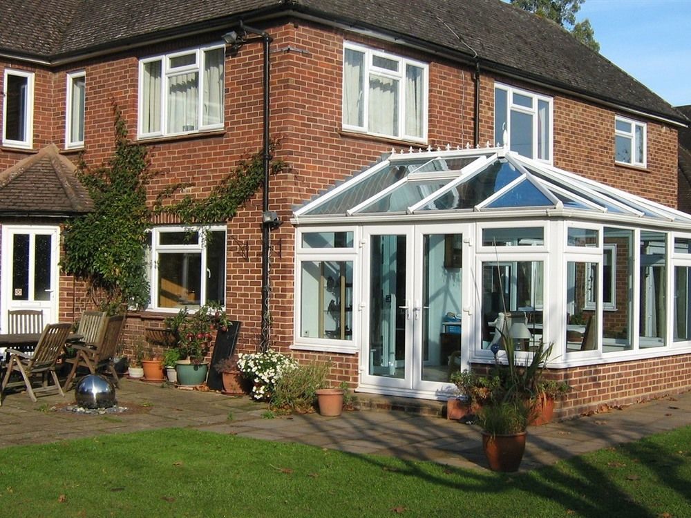 Savannah Bed And Breakfast Virginia Water Esterno foto