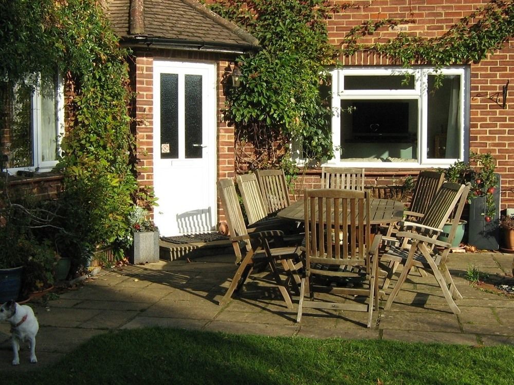 Savannah Bed And Breakfast Virginia Water Esterno foto