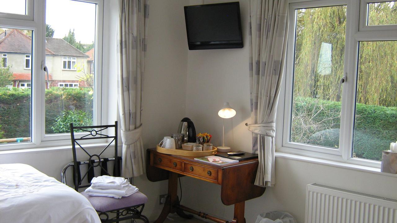 Savannah Bed And Breakfast Virginia Water Esterno foto