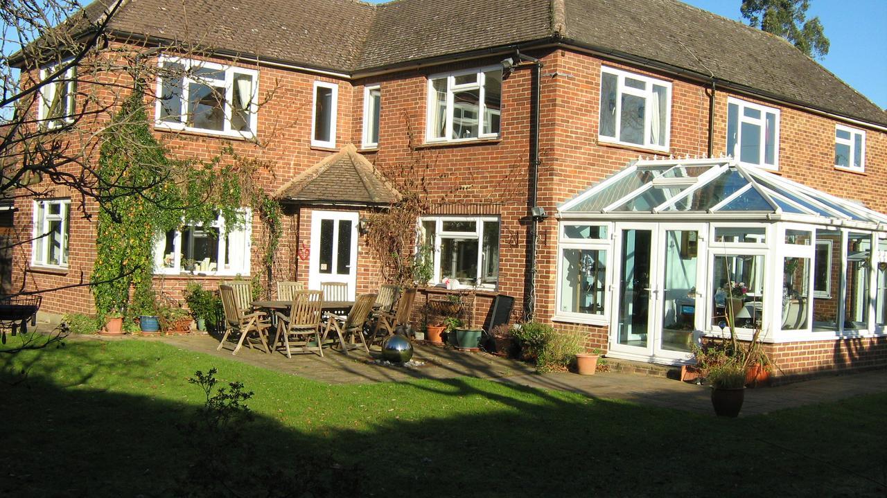 Savannah Bed And Breakfast Virginia Water Esterno foto